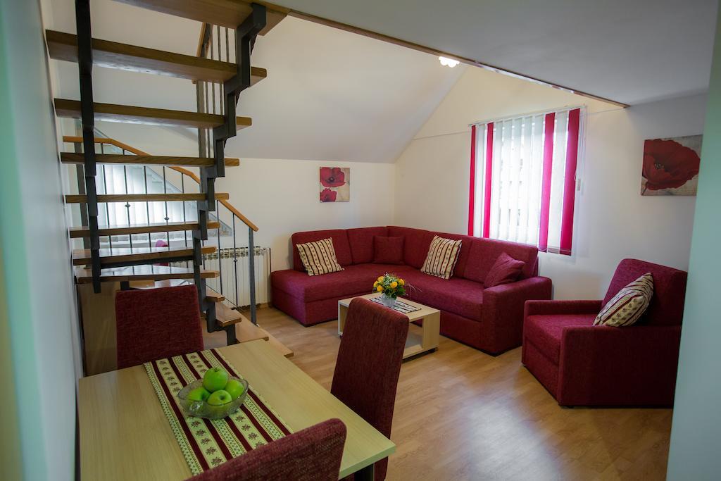 Apartments And Rooms Millennium Ogulin Bilik gambar