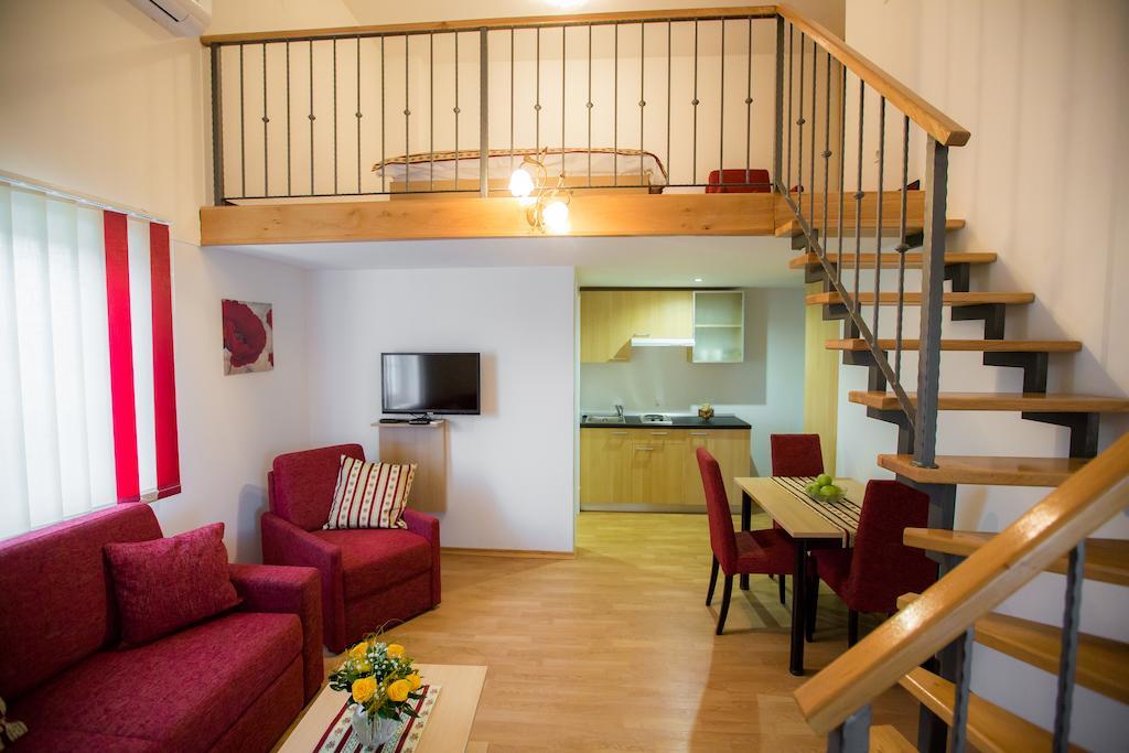 Apartments And Rooms Millennium Ogulin Bilik gambar
