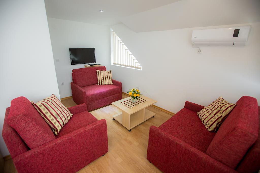 Apartments And Rooms Millennium Ogulin Bilik gambar