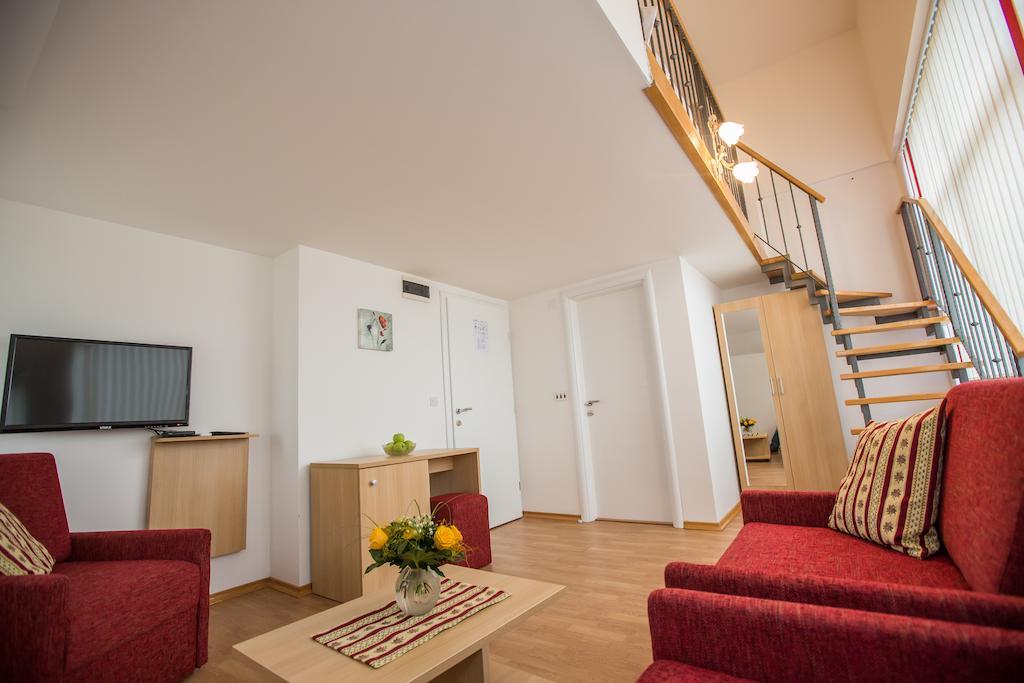 Apartments And Rooms Millennium Ogulin Bilik gambar