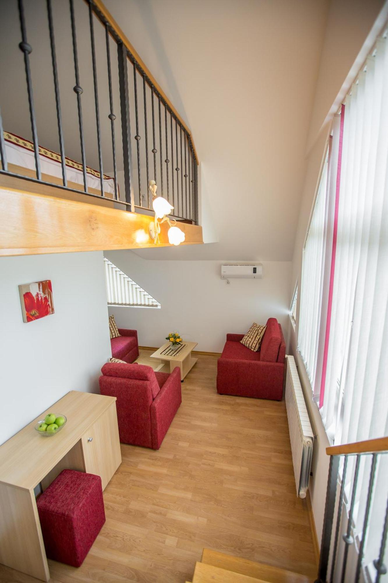 Apartments And Rooms Millennium Ogulin Luaran gambar
