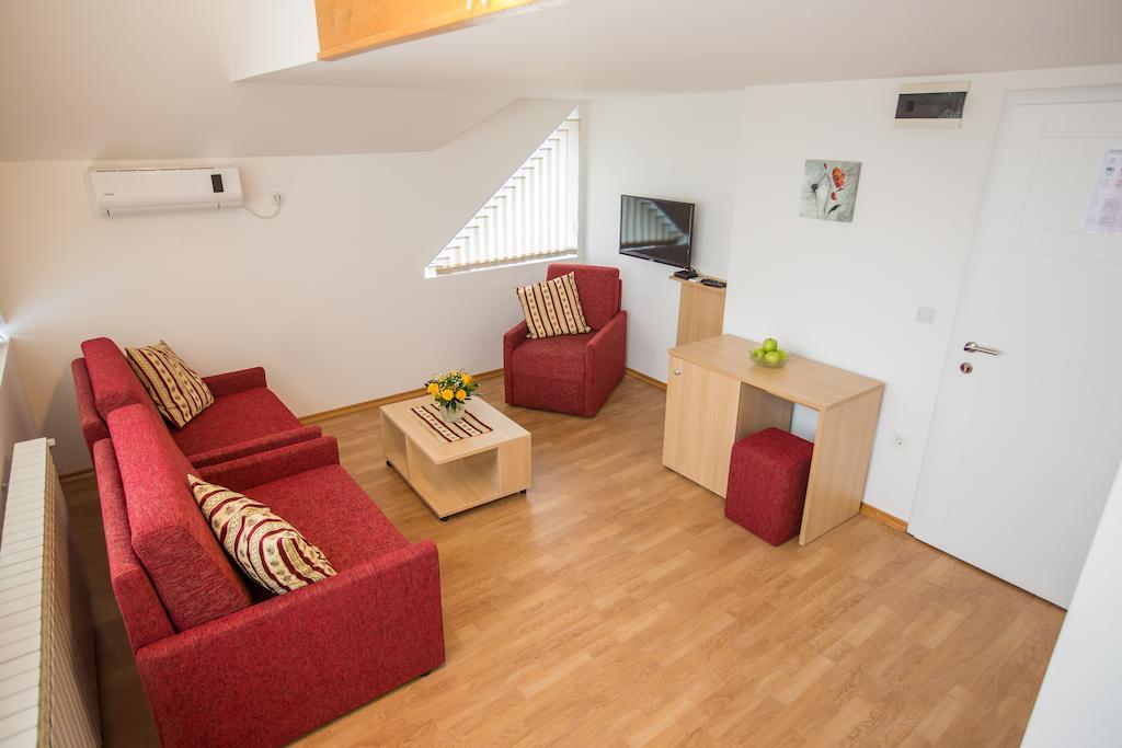Apartments And Rooms Millennium Ogulin Bilik gambar